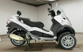 PIAGGIO MP3 250 M641