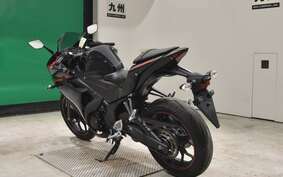 YAMAHA YZF-R25 A RG10J