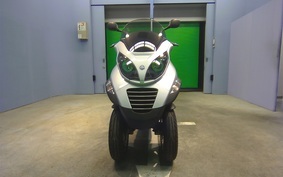 PIAGGIO MP3 250 M472