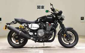 YAMAHA XJR1300 C 2017 RP19