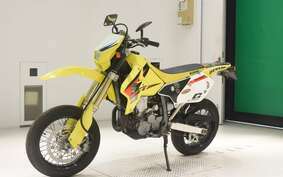 SUZUKI DR-Z400SM 2005 SK44A