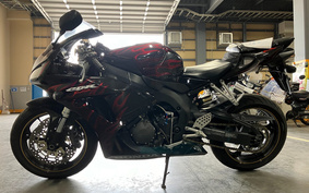 HONDA CBR1000RR 2006 SC57