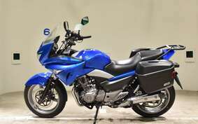 SUZUKI GSR250S GJ55D