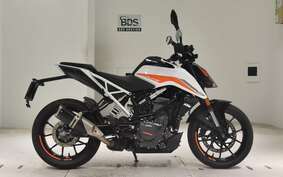 KTM 390 DUKE 2023