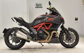 DUCATI DIAVEL Carbon 2011 G100A