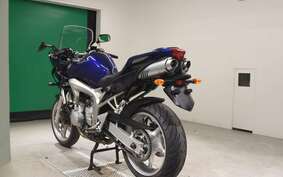 YAMAHA FAZER FZ6 S 2004 RJ07