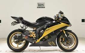 YAMAHA YZF-R6 2011