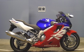 HONDA CBR600F GEN 2 2000 PC35