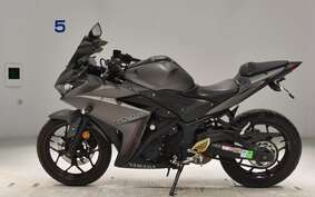 YAMAHA YZF-R25 RG10J