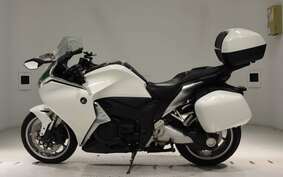 HONDA VFR1200F DCT 2010 SC63