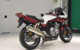 HONDA CB400 SUPER BOLDOR VTEC 2009 NC42