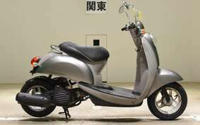 HONDA CREA SCOOPY I AF55