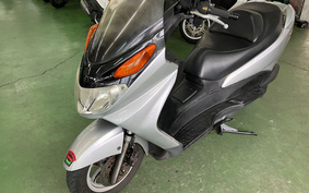 SUZUKI SKYWAVE 200 (Burgman 200) DR111