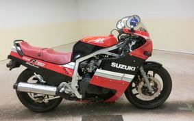 SUZUKI GSX-R750 1985 GR71F