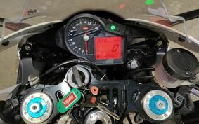 APRILIA RSV4R 2013 不明