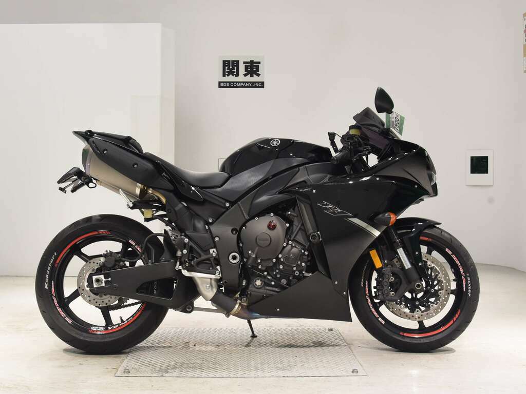 YZF r1 2013