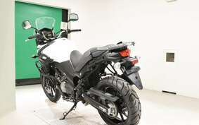 SUZUKI DL650 ( V-Strom 650 ) A 2023 C733M