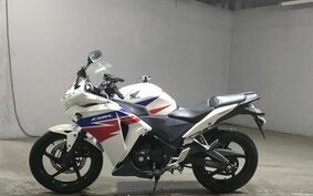 HONDA CBR250R MC41