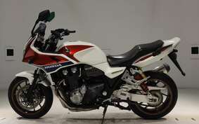 HONDA CB1300SB SUPER BOLDOR 2015 SC54