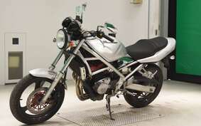 SUZUKI BANDIT 250 VZ GJ77A