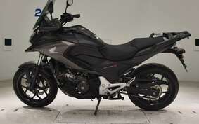 HONDA NC750X D Limited 2020 RC90