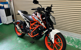 KTM 390 DUKE 2018 JPJ40