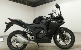 HONDA CBR125R JC50