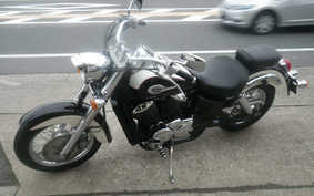 HONDA SHADOW 750 1998 RC44