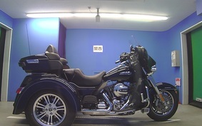 HARLEY FLHTCUTG TRIKE 2014 MAL