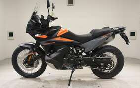 KTM 890 ADVENTURE	 2024