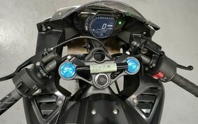 HONDA CBR250RR MC51