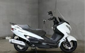 SUZUKI SKYWAVE 200 (Burgman 200) CH41A