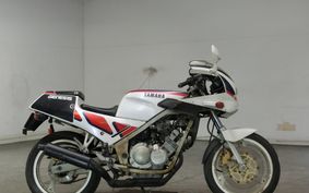 YAMAHA FZR250 2KR