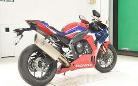 HONDA CBR1000RR R 2020 SC82