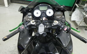 KAWASAKI ZZ1400 NINJA R 2006 ZXT40A