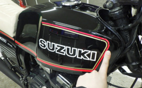 SUZUKI GSX250E