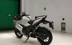 SUZUKI GIXXER 250 SF ED22B