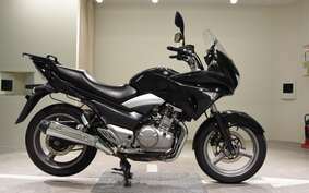 SUZUKI GSR250S GJ55D