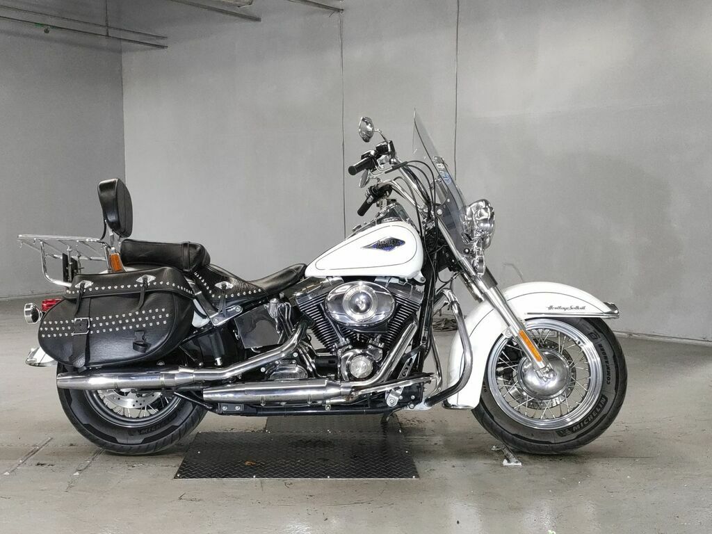 Harley Davidson Deluxe flstn1580