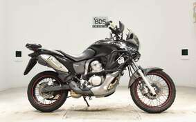 HONDA TRANSALP 700V 2015 RD15