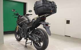 HONDA HORNET2.0