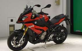 BMW S1000XR 2020