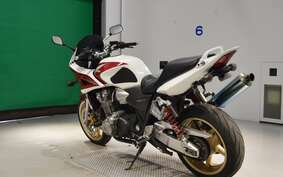 HONDA CB1300SB SUPER BOLDOR A 2006 SC54