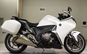 HONDA VFR1200F DCT 2010 SC63