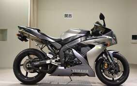 YAMAHA YZF-R1 2004 RN13