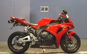 HONDA CBR1000RR 2006 SC57