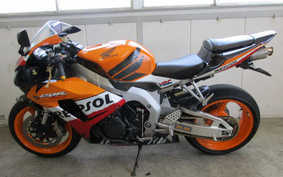 HONDA CBR1000RR 2007 SC57