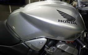 HONDA HORNET 900 2001 SC48