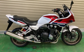 HONDA CB1300SB SUPER BOLDOR 2014 SC54