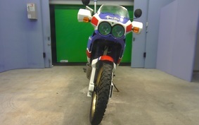 HONDA AFRICA TWIN 650 1988 RD03